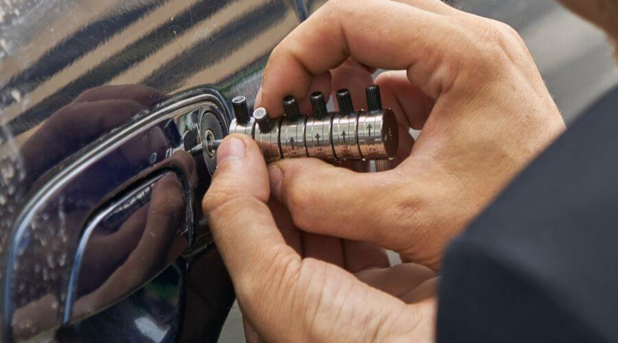 Professional New roof installation in Valhermoso Springs, AL